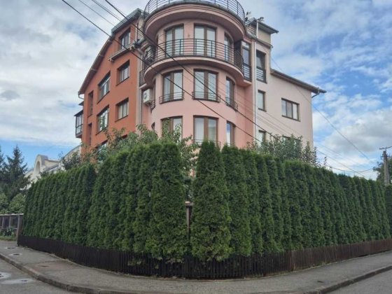 Продаю 3к.квартиру біля озера! Ивано-Франковск