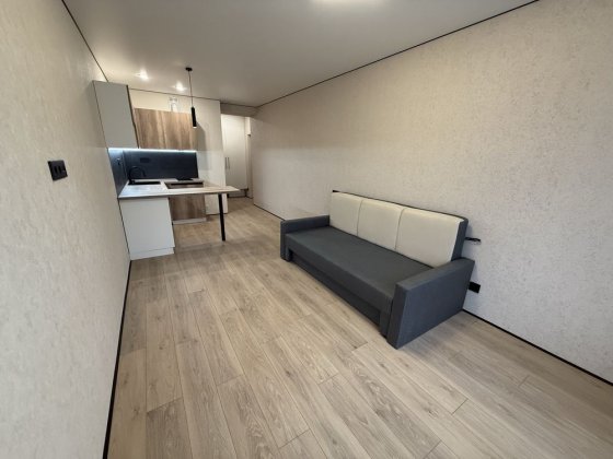 1-к з новим ремонтом 2 поверх 44999$ Ирпень