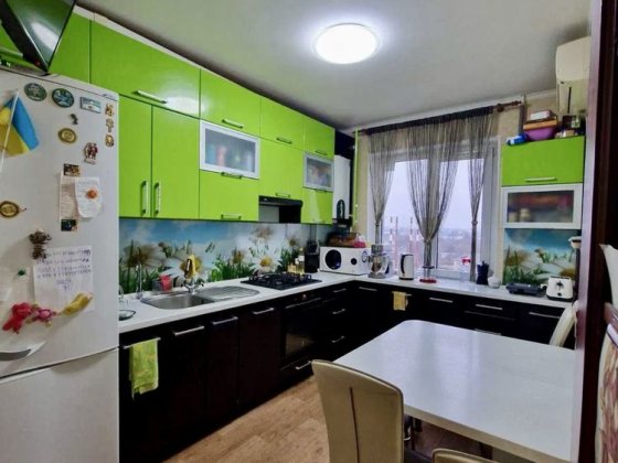 ‼️ПРОДАМ 3 кімнатну квартиру з АО на ВОКЗАЛЬНІЙ‼️ Белая Церковь