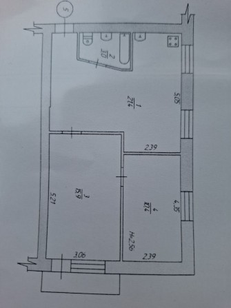 Простора 3-кімнатна квартира з переплануванням у Вишневому з гаражем - фото 1