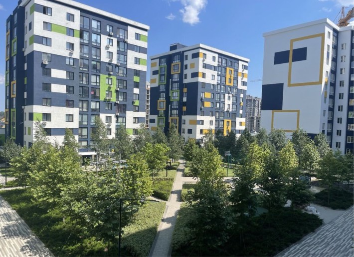 Видова євродвушка в цетрі міста, будинок з газом - фото 1