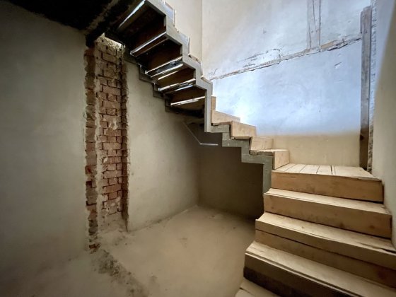 Простора 3км квартира ! Мансарда з ГАЗОМ Ивано-Франковск