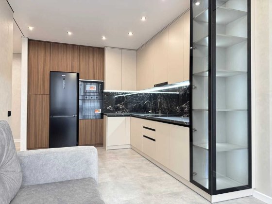 Однокімнатна з ремонтом поблизу Veles Mall Ивано-Франковск