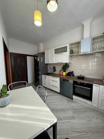 Продаж 2-х кімн. квартири збільшеного планування в центрі міста - фото 1