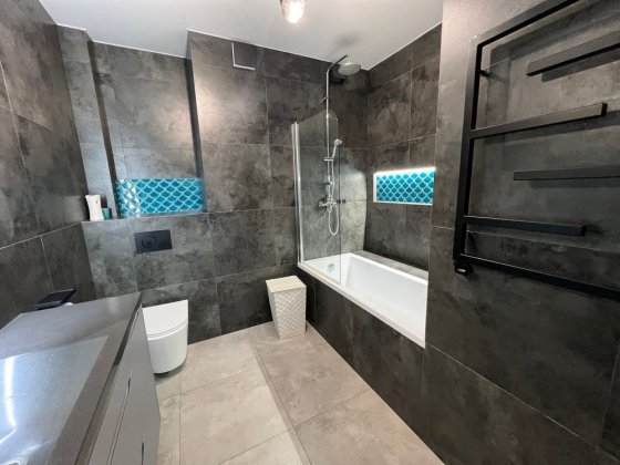 Продається 2 кімнатна квартира з ремонтом у Вишневому Вишневое