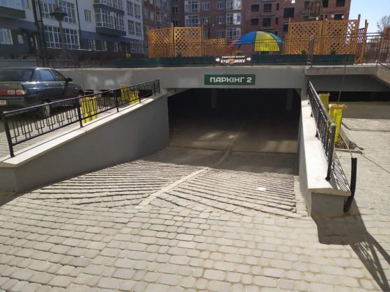 Готова до ремонту, Здана, 3-кімнатна квартира в центрі, Бандери Ивано-Франковск