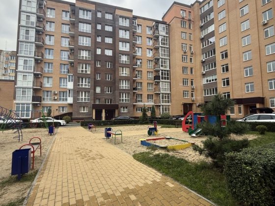 Продам 2-х кімнатну квартиру. Район ДНС Біла Церква