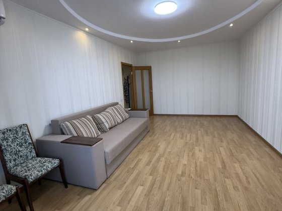 Квартира меблі тнхніка Буча