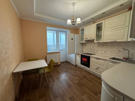 Центр Бучі! Площа - 60м Буча