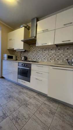 Однокімнатна з ремонтом, в центрі міста! 2% оф - фото 1