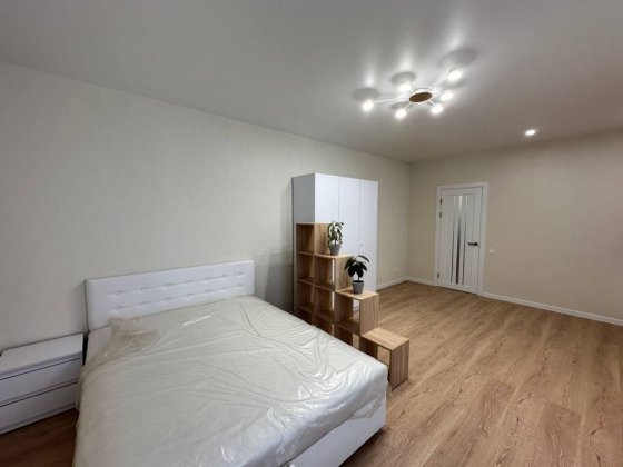 Простора нова квартира в 7 хв.від Києва! Заходь та живи! Ірпінь