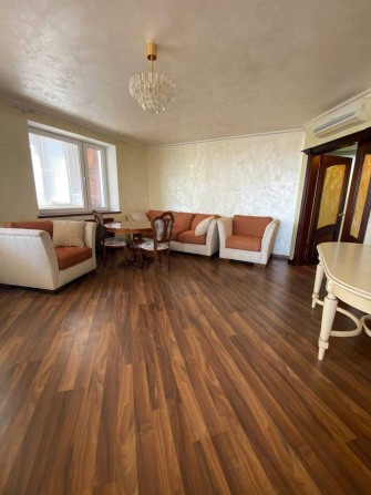 Продам двоповерхову квартиру з видом на р. Дніпро в центрі - фото 1