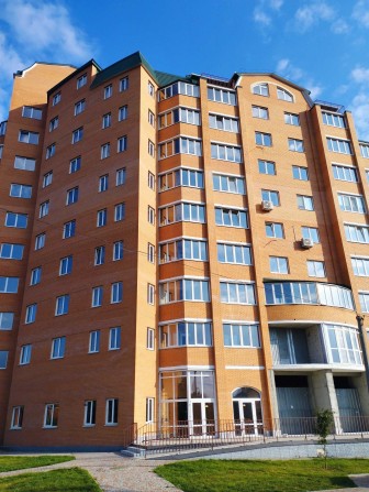 Продаю 2-кімнатну квартиру в новобудові на Вокзальній - фото 1