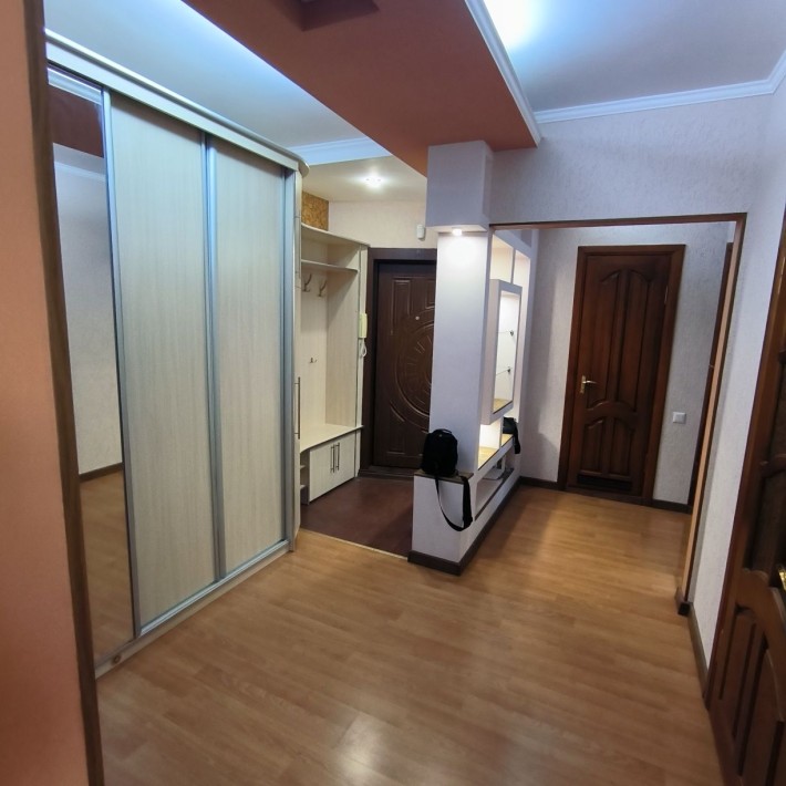 Продаж квартири з неймовірним видом - фото 1