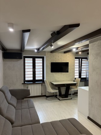 2-х комнатная квартира. ТЦ Галактика. Центр. Собственник. - фото 1