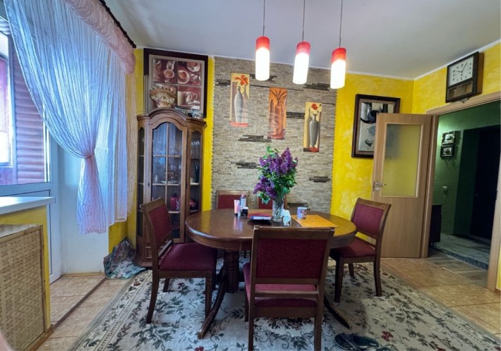 Квартира в центрі міста у теплому будинку, Київміськбуд, Буча! - фото 1