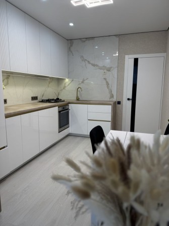 ІПОТЕКА+!Квартира з дизайнерським ремонтом! ГАЗ! Кладова в ціні!!! - фото 1