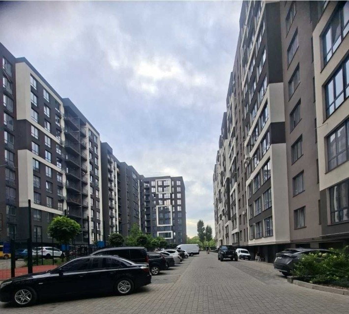 Продаж 3-кімнатної квартири,вул.Героїв Миколаєва(Сеченова,129А). - фото 1