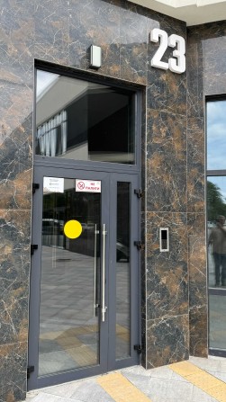 Чотирикімнатна з терасою! Заселений ЖК. Сучасні рішення - фото 1