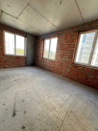 Видова 3х кімнатна квартира у сучасному жк в Ірпені - фото 1