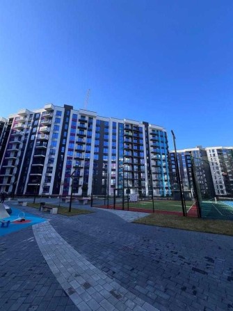 Фемілі плаза 2к продаж - фото 1