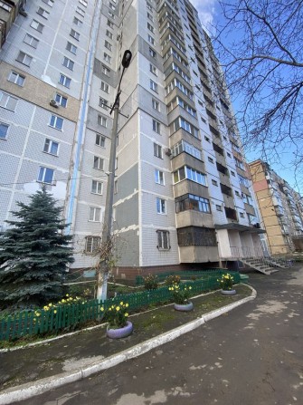 Продаж квартири 129-й квл. - фото 1