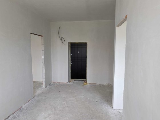 Продаж 2 км квартири готової до ремонту в тихій зоні біля річки Ивано-Франковск