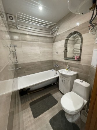 Продаж 1кім. кв. в Центрі, район Галактики з ремонтом - фото 1