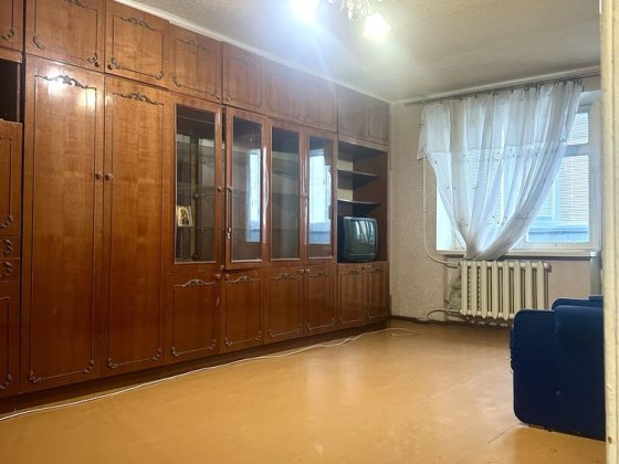 1-но улучш планир ул Космонавтов, д.3, 11/13, 2 лифта Кривой Рог