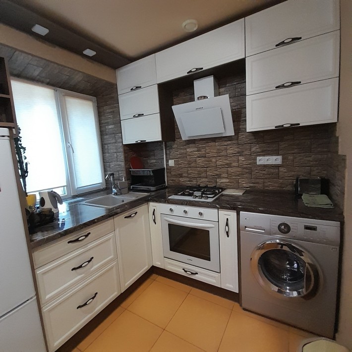 Продам 2 кiм. кв. Центр - фото 1