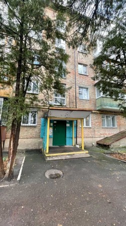 Продаж двокімнатної квартири в центрі міста Буча - фото 1