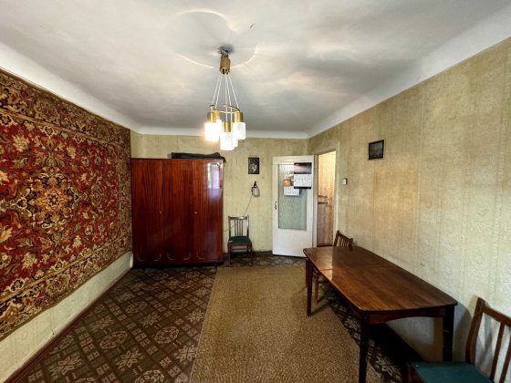 ПРОДАМ 1 кімн. квартиру  вул. Героїв Маріуполя . Кременчук