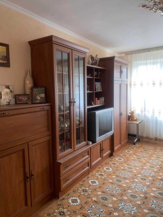 Продається 2х кімнатна квартира по пр. Відродження в хорошому стані. - фото 1