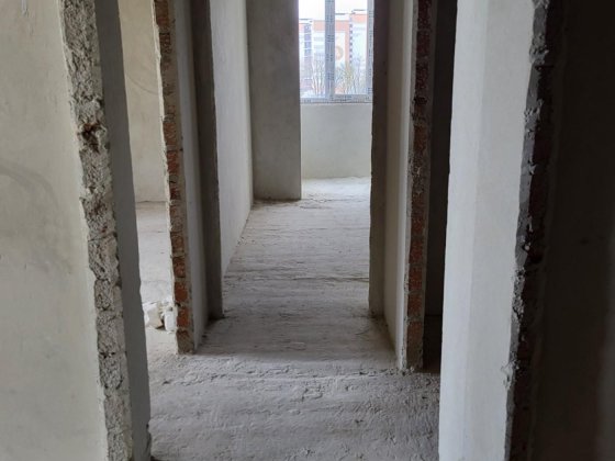 Продаж 2 кім, яку можна перепланувати в 3 кімнатну Ивано-Франковск