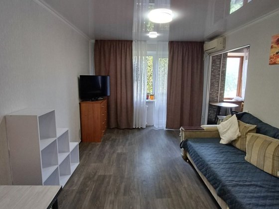 Трикімнатна.3/5 Олімп,Володимира Великого 24 Кривой Рог