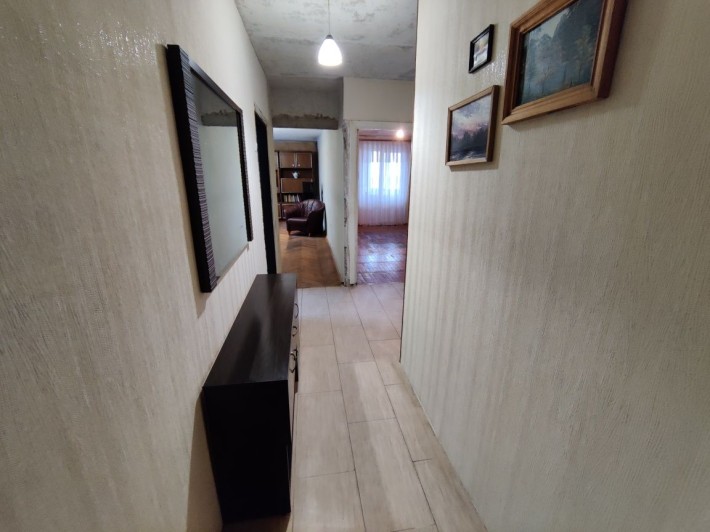 Продаж 2 кімнатна в центрі - фото 1