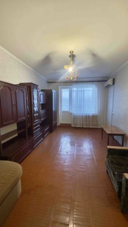 Продам 1-кімн.кв. 35 кв.м по Софііівській, район Налоговоі, центр - фото 1