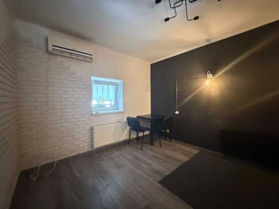 Продається пенхаус в центрі станція метро Лукянівська Буча