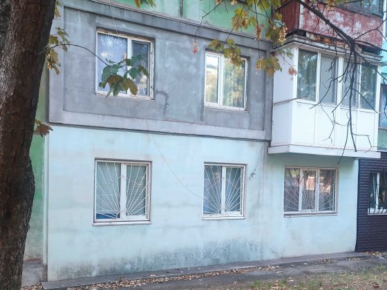 продається двокімнатна квартира вул. Тесленко д.17 Кривий Ріг