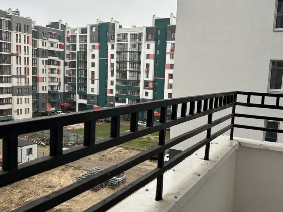 Трикімнатна квартира в Бучі, поруч ТЦ, газове опалення! Буча