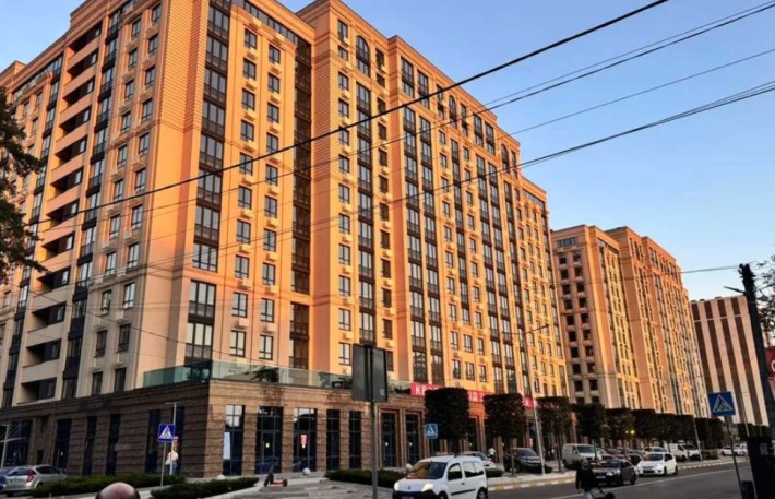 Квартира 3-кімнатна в Ірпені - фото 1