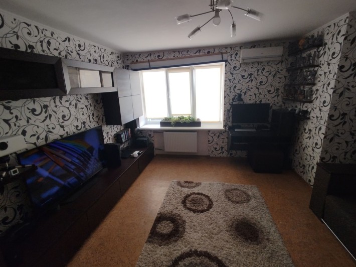 Продам 1 кімнатну квартиру - фото 1