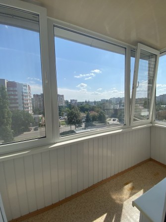 Продам 1 - комнатную квартиру в центре - фото 1