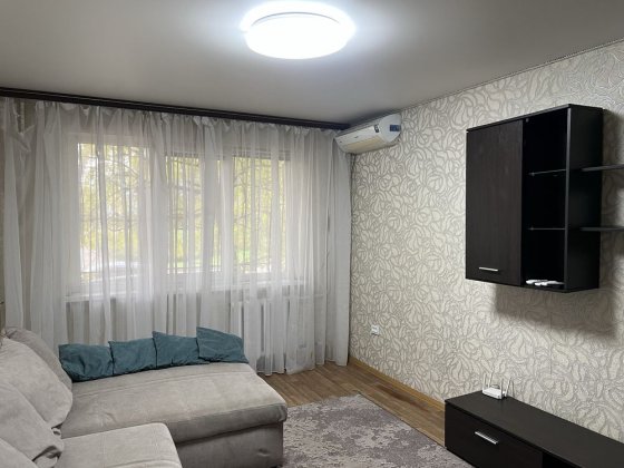 Продаж. Новинка. Героїв Ато 87, напроти Солі парк Ювілейний. Кривой Рог