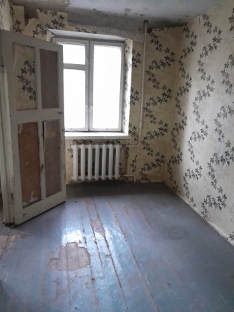 Трёшка на Ингульце под ремонт 1 этаж. - фото 1