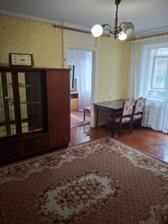 Продам 2-кімнатну квартиру по вул. Соборності - фото 1