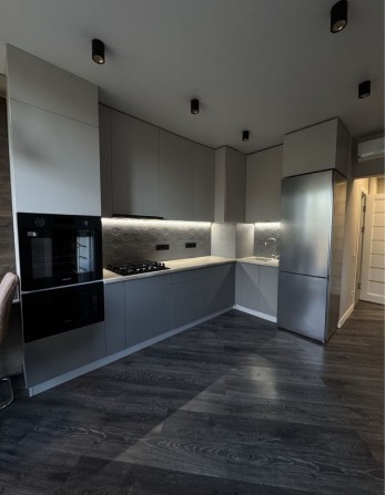 Двокімнатна квартира із сучасним ремонтом в Липках!Видова на ліс! - фото 1