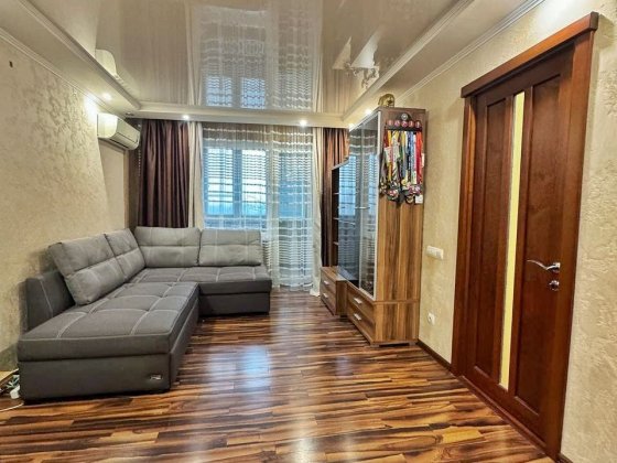 Продам квартиру 2к. 7 Заречный ЕВРОРЕМОНТ Жилищный сертификат Кривой Рог