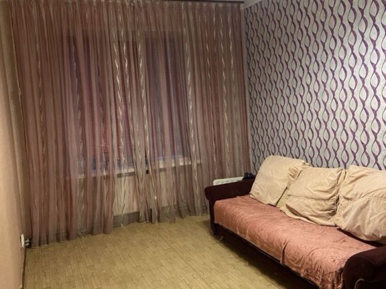 3-х ком сталинка с автон. отоплением ( собственник) Кривий Ріг