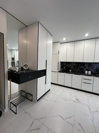 Продаж квартири. Ірпінь. З дизайнерським ремонтом - фото 1